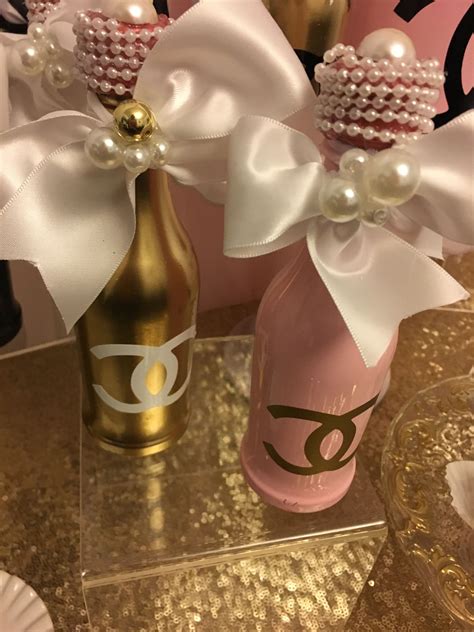 Coco Chanel Favors 